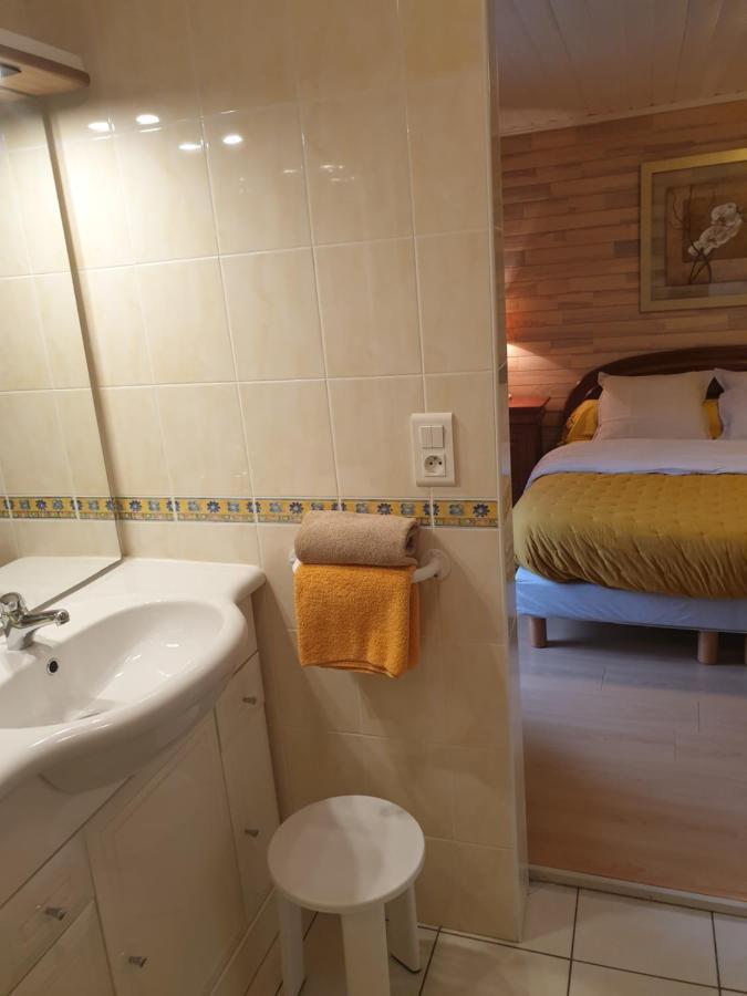 Chambres D'Hotes Kerioret Izella Kerlaz 외부 사진