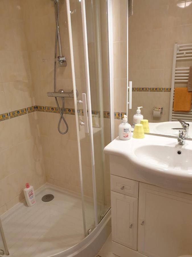Chambres D'Hotes Kerioret Izella Kerlaz 외부 사진