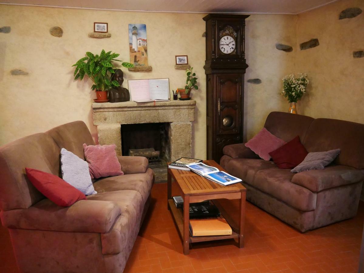 Chambres D'Hotes Kerioret Izella Kerlaz 외부 사진